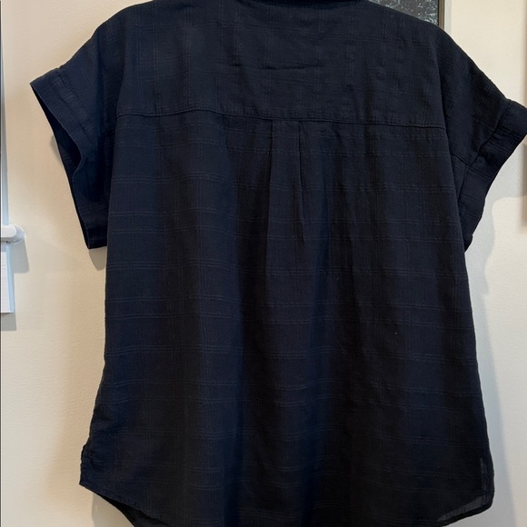 Lucky Brand Black Short Sleeve Shirt - Picture 3 of 5